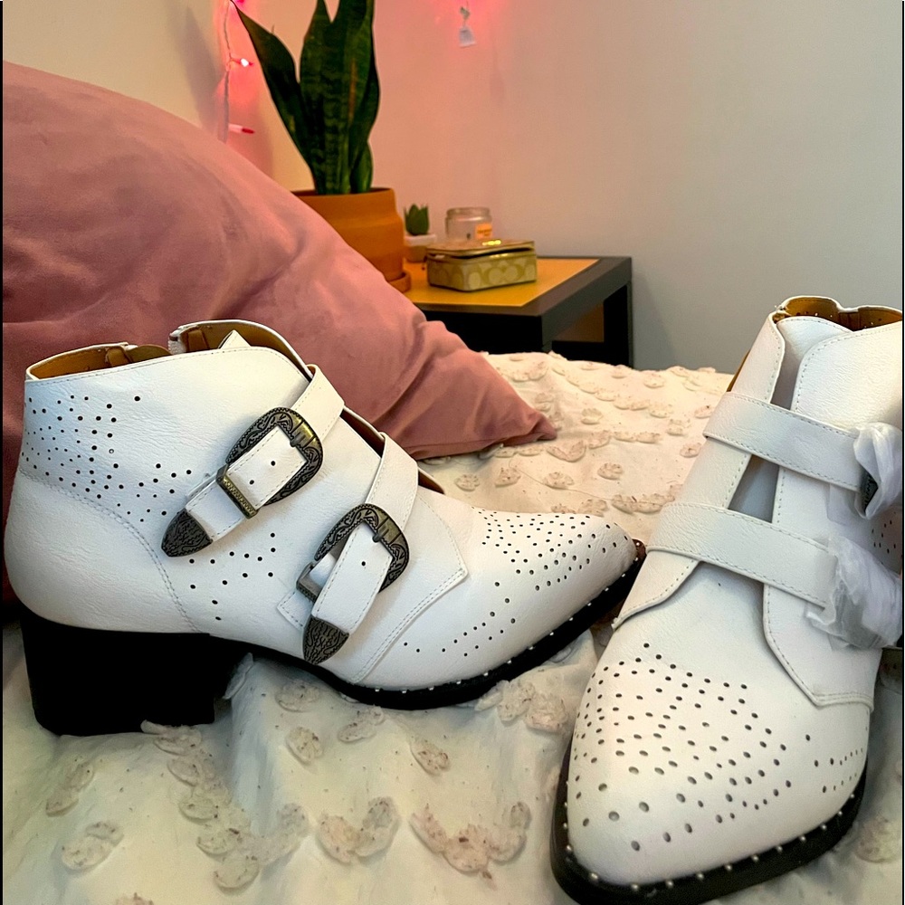 White Booties Southern/edgey Ankle Boots